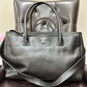 Chanel cerf tote bag